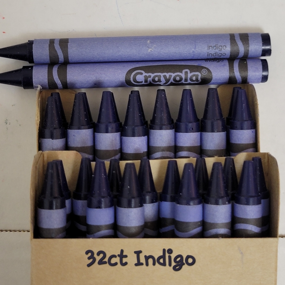 (32) Crayola Crayons(Indigo) Single Color Bulk Lot